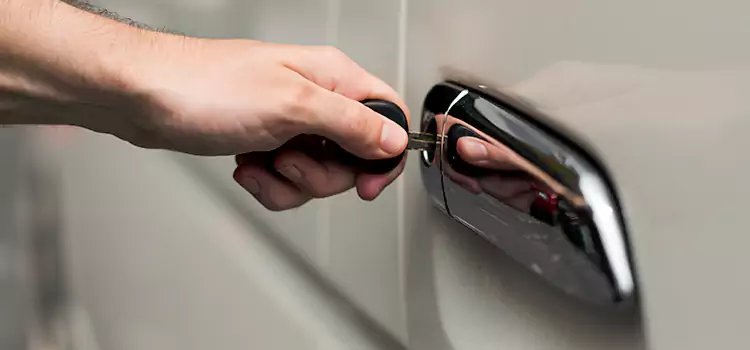 Why Choose Our Auto Locksmith Team in Staten Island, NY?